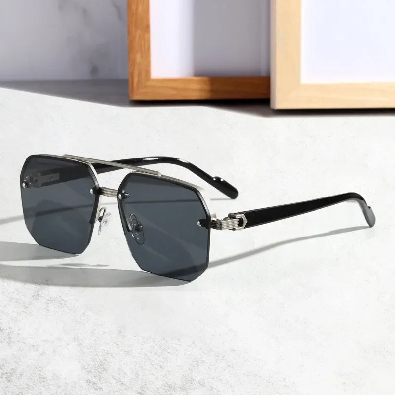 Lunettes de soleil géométriques Aether
