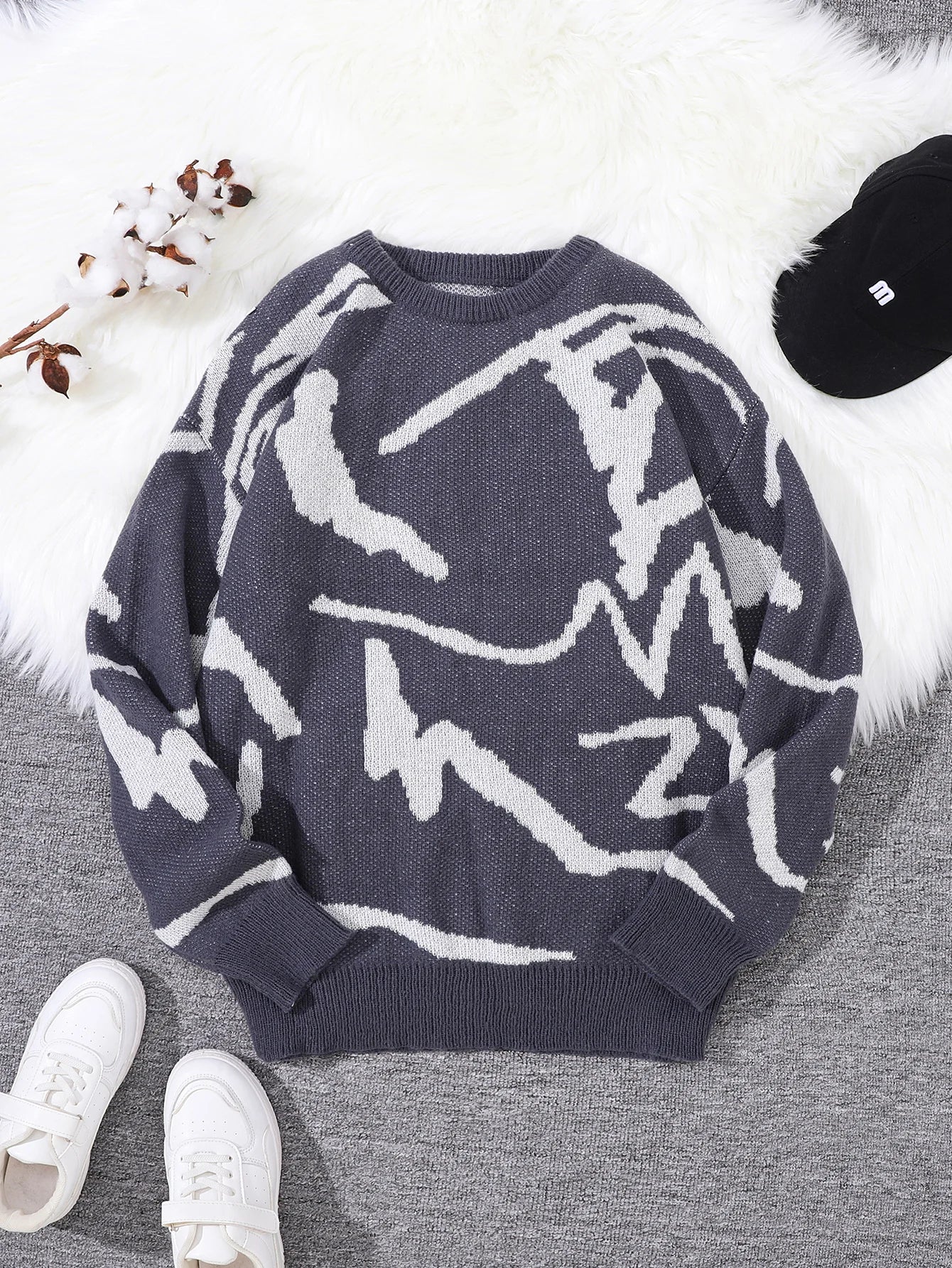 Avantgarde-Strickpullover