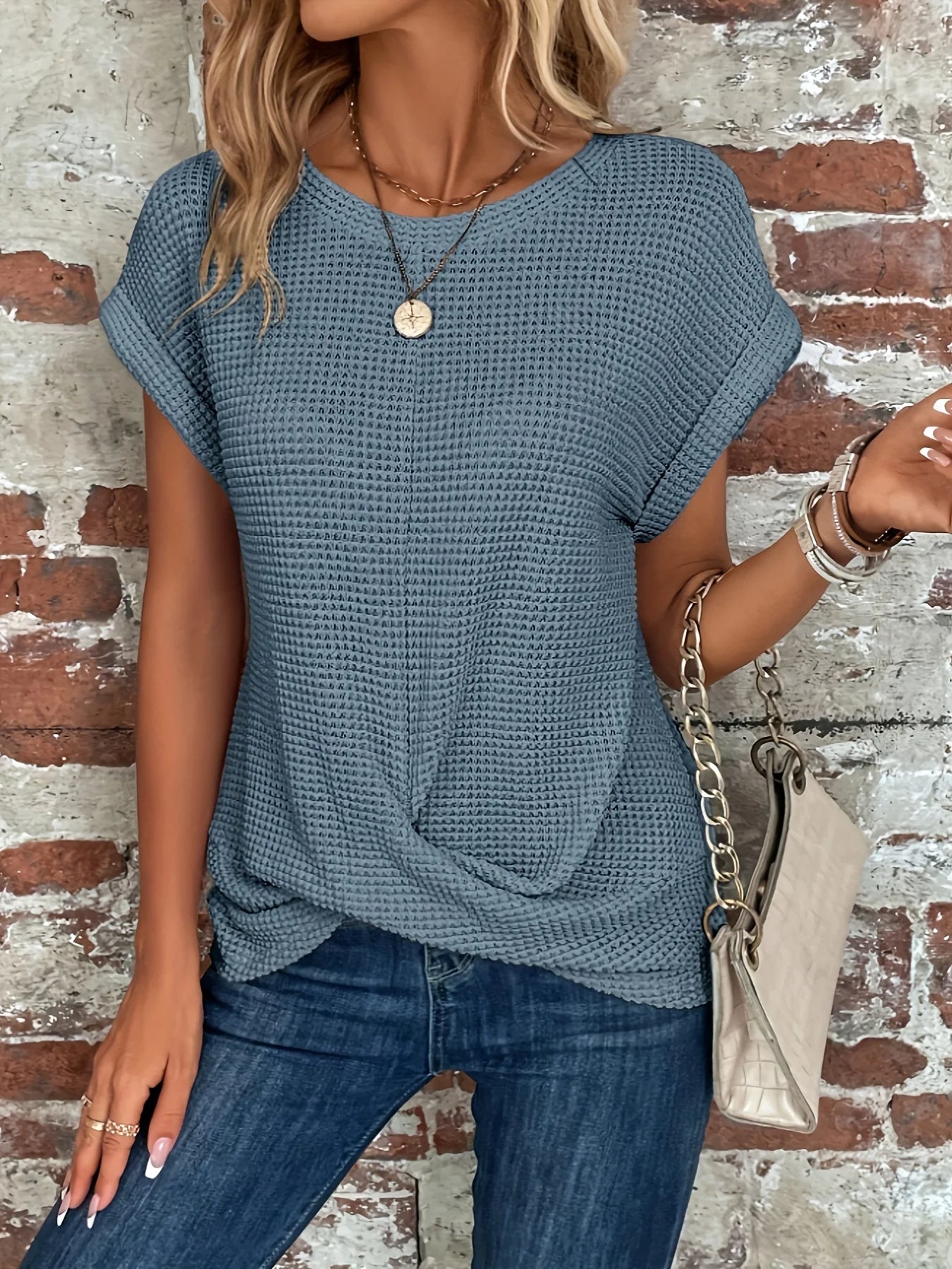 T-shirt torsadé en tricot gaufré Monroe
