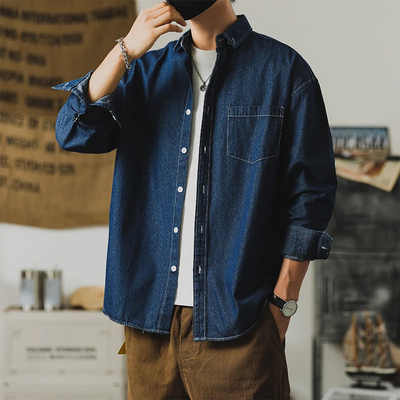 Chemise boutonnée en jean pour le travail
