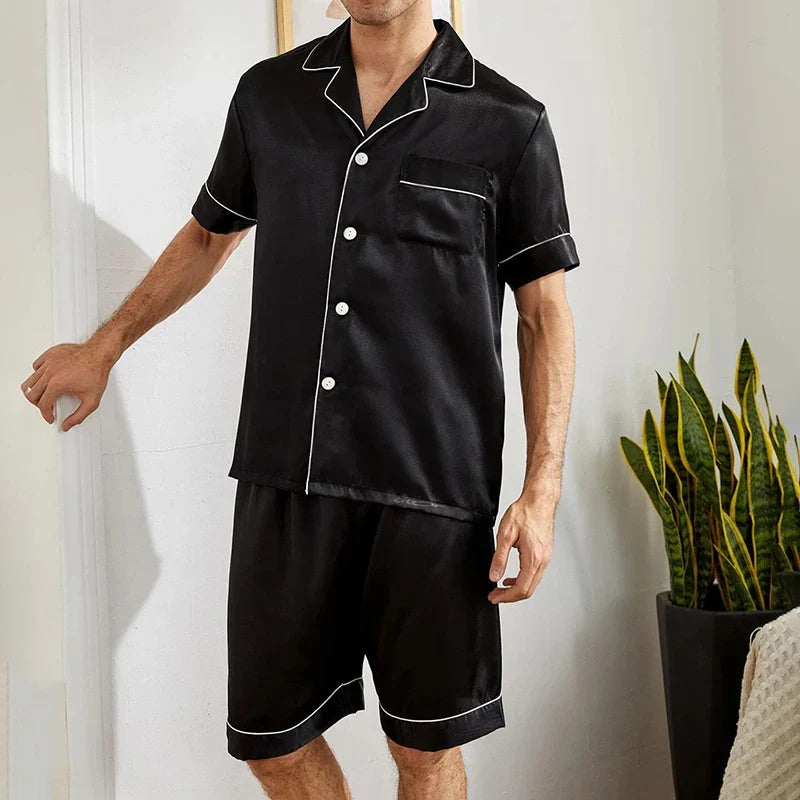 Ensemble de nuit en satin minuit