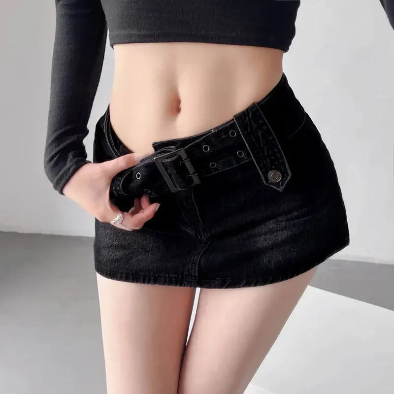Mini-jupe en jean ceinturée Vixen