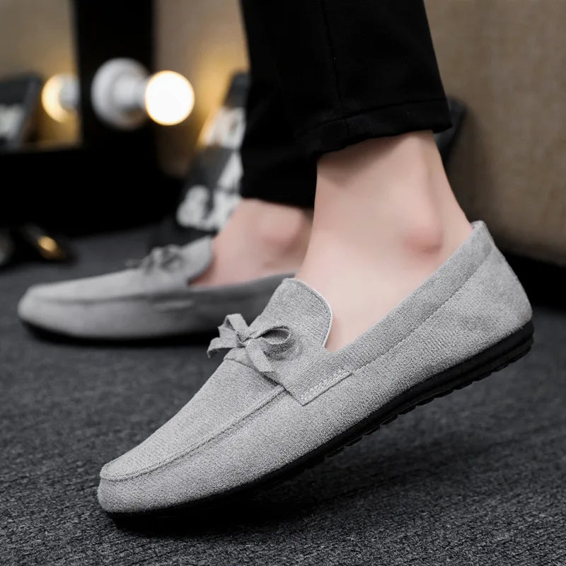 Wildleder-Loafer mit Schleife