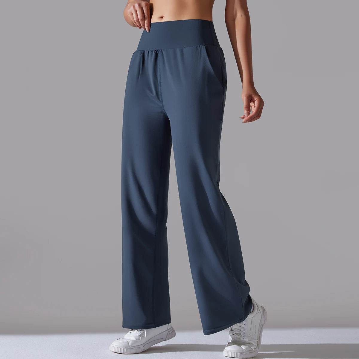 Motion Wide-Leg Pant