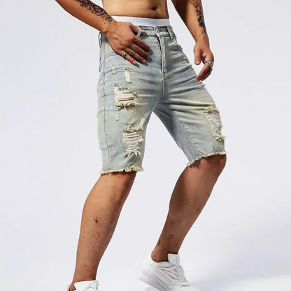 Riot – Distressed-Jeansshorts