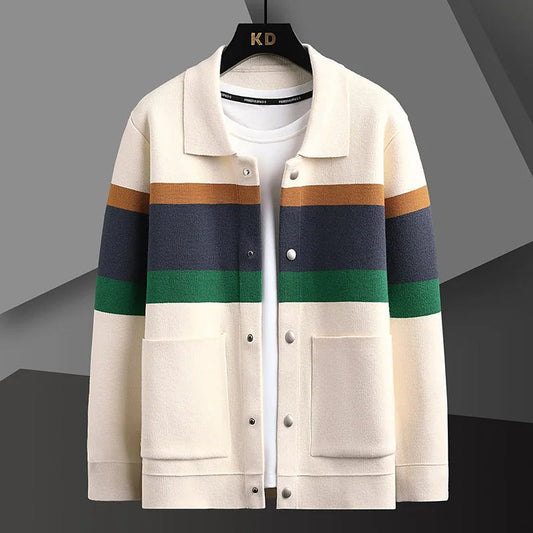 Veste en tricot rayée style universitaire