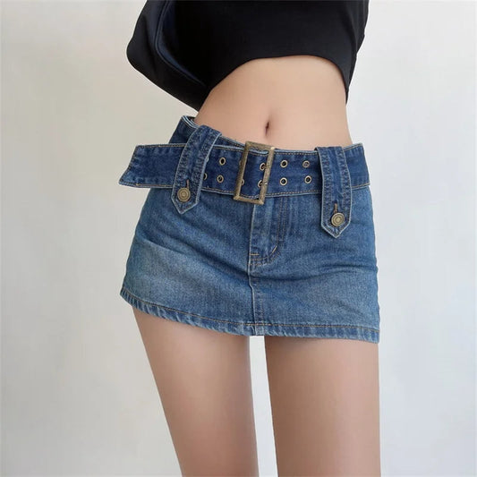 Vixen – Minirock aus Denim mit Gürtel