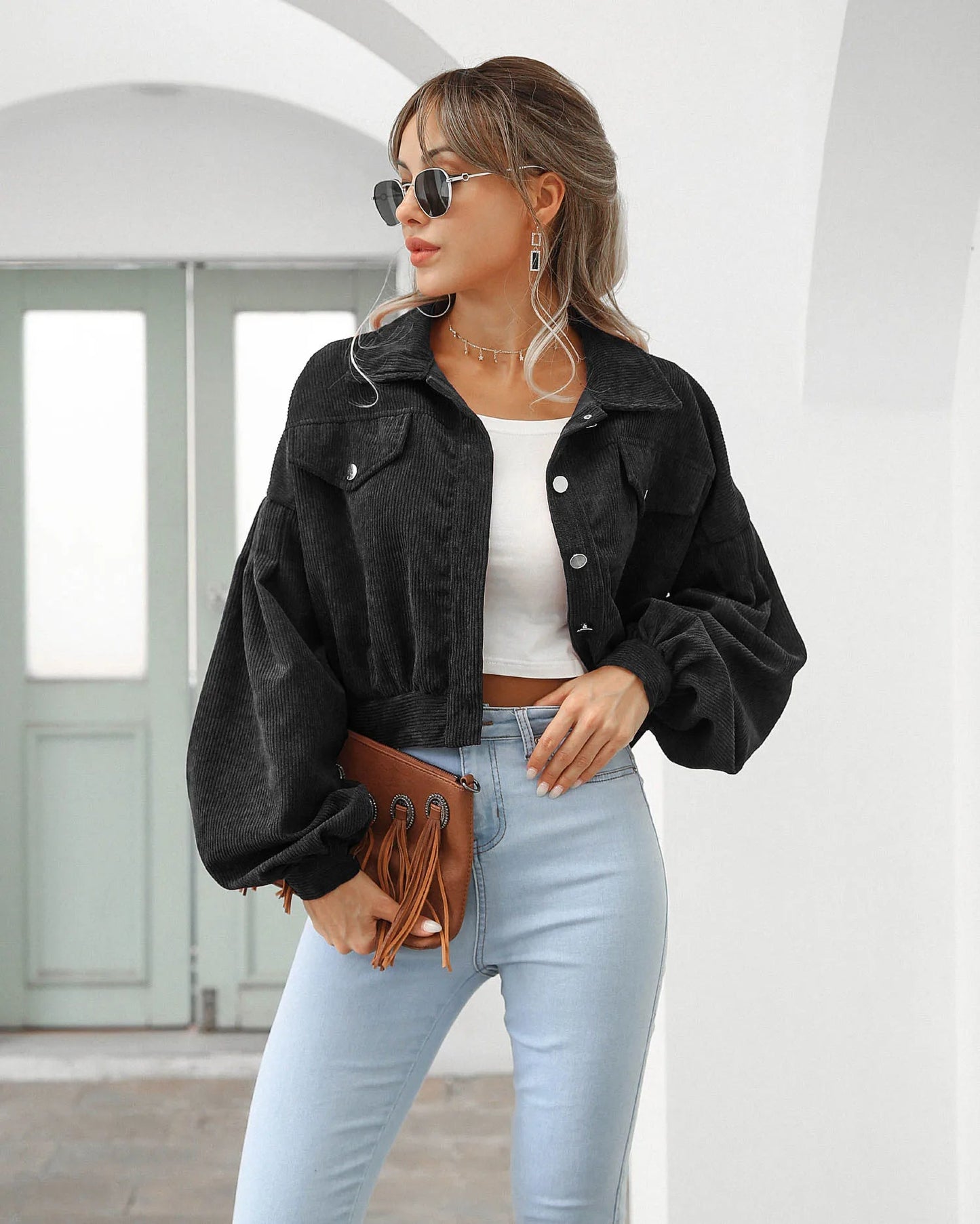 Kurze Jacke aus Velourscord 