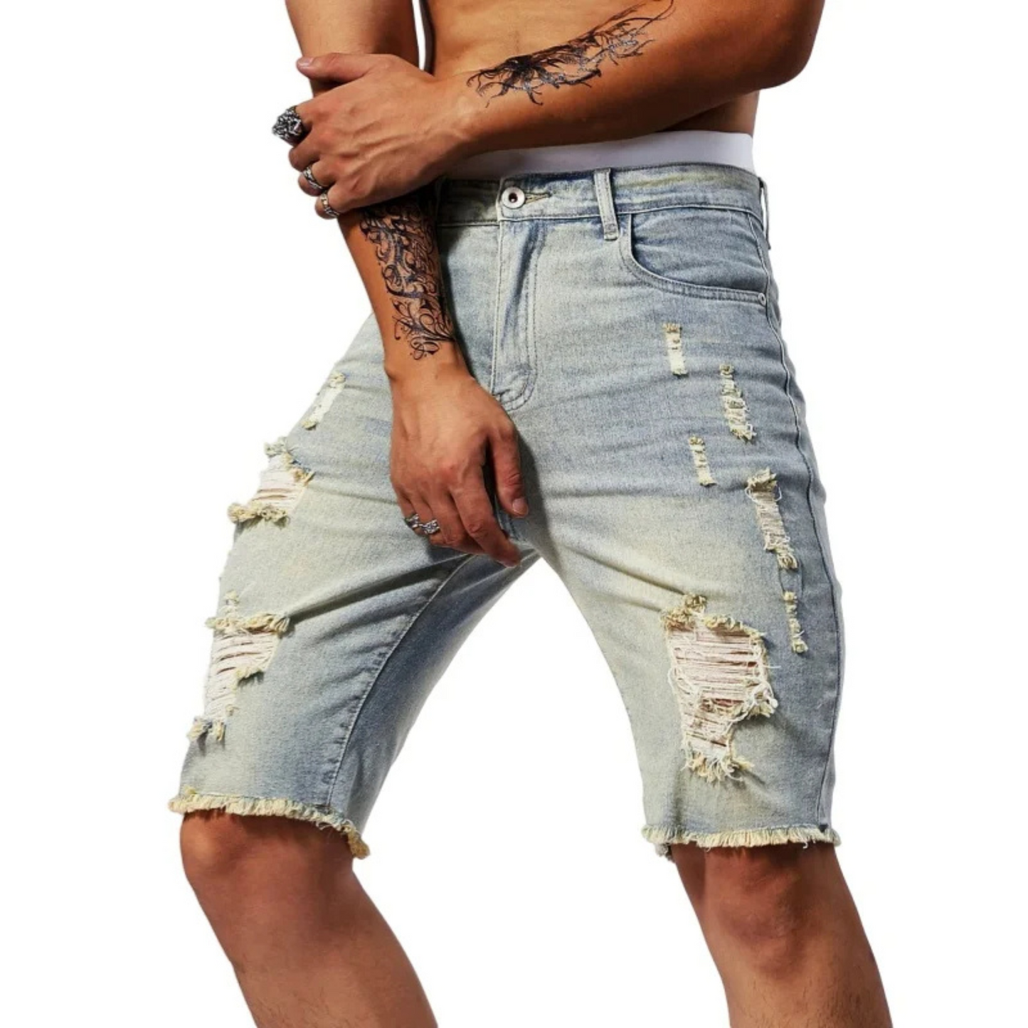 Riot – Distressed-Jeansshorts