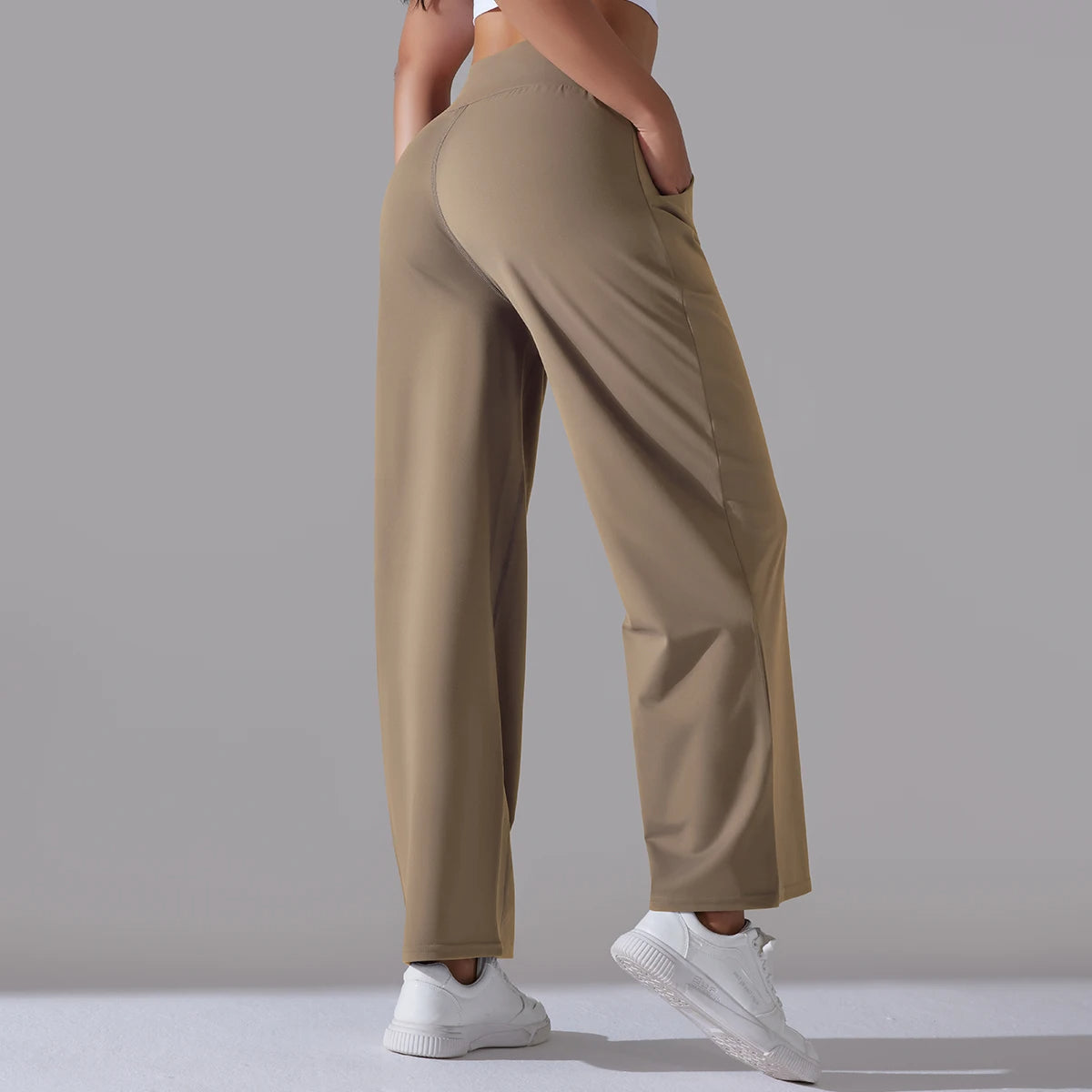 Motion Wide-Leg Pant