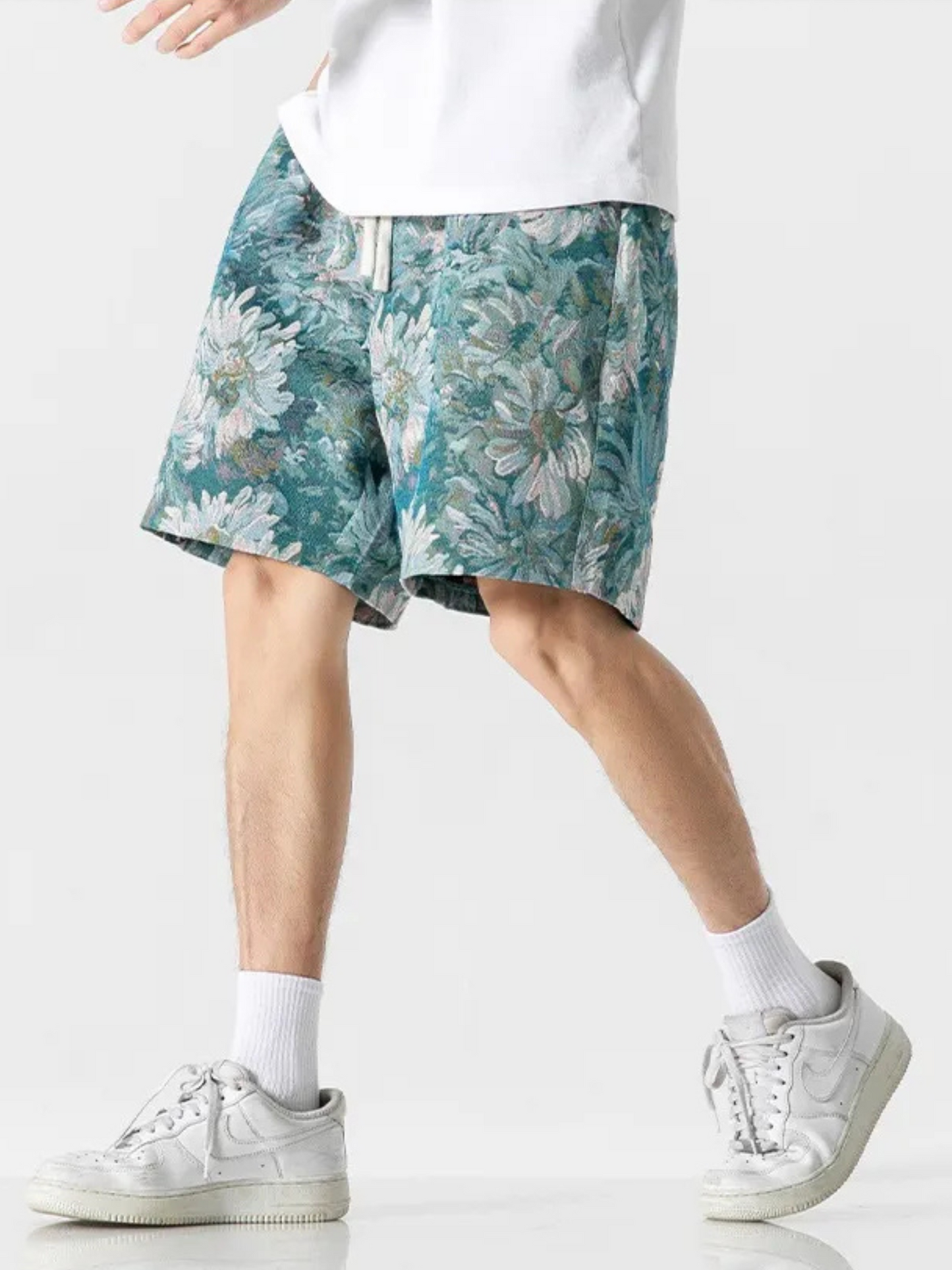 AMALFI TAPESTRY FLORAL SHORTS