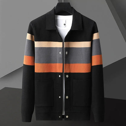 Veste en tricot rayée style universitaire