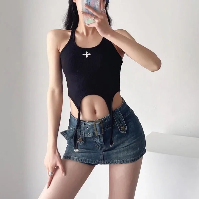 Mini-jupe en jean ceinturée Vixen