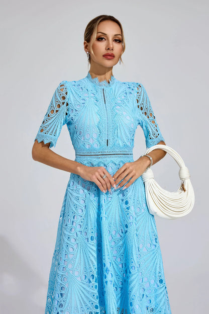 Lisandia Midikleid mit Cut-Outs