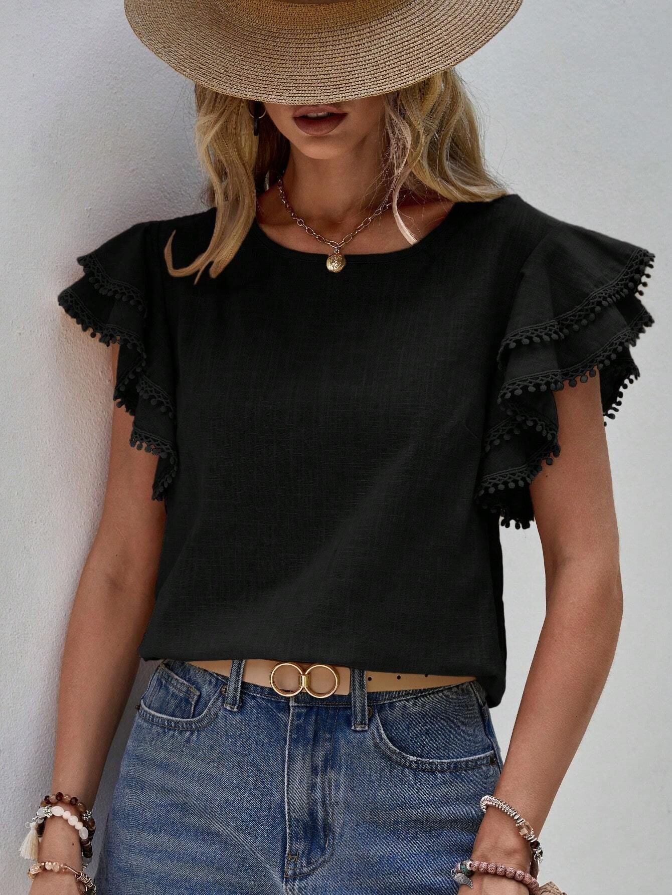 EMMARA – TEXTURED FRILL BLOUSE