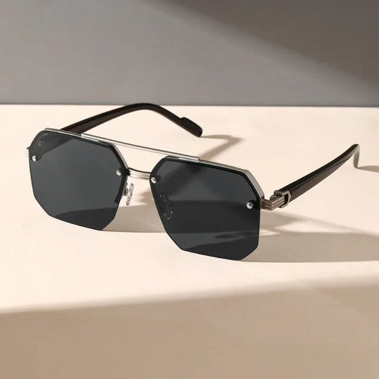 Lunettes de soleil géométriques Aether 