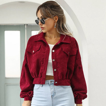 Kurze Jacke aus Velourscord 